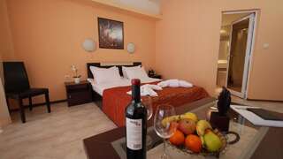 Отель Termo Hotel Aspa Vila Баня Двухместный номер Делюкс с 1 кроватью и балконом (для 3 взрослых)-3